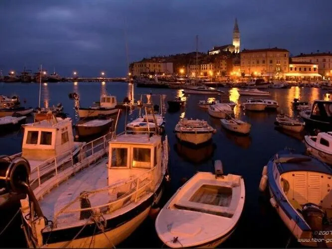 Rovinj Seaside Apartment With Balcony *