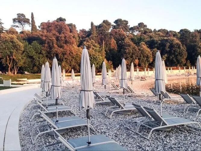 Rovinj Seaside Apartment With Balcony Apartamento