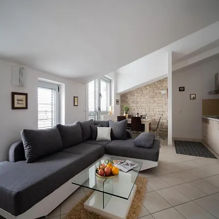 Apartment Vaal In Rovinj, With Balcony *